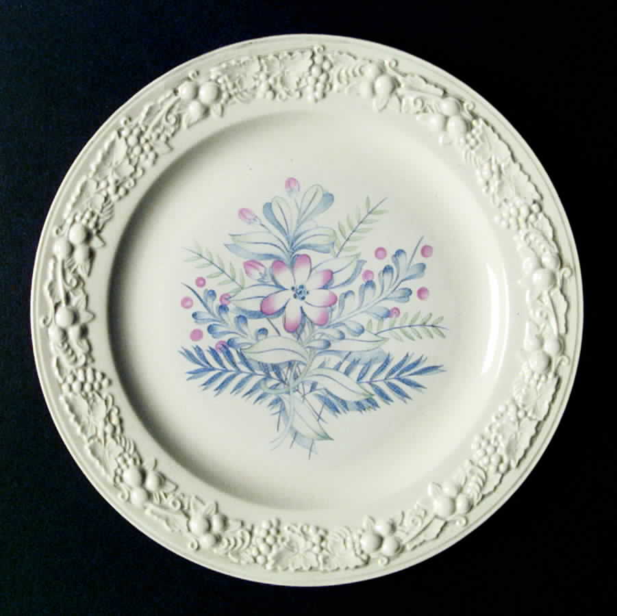 R3131a Dinner Plate by Homer Laughlin -1