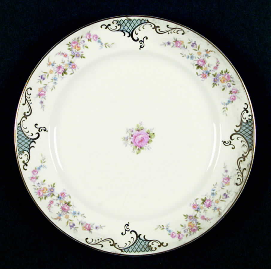 W2333 Dinner Plate by Homer Laughlin -1