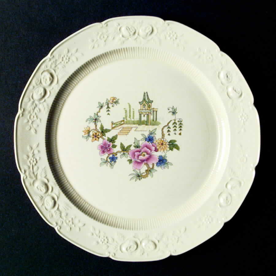 R8333 Dinner Plate by Homer Laughlin -1