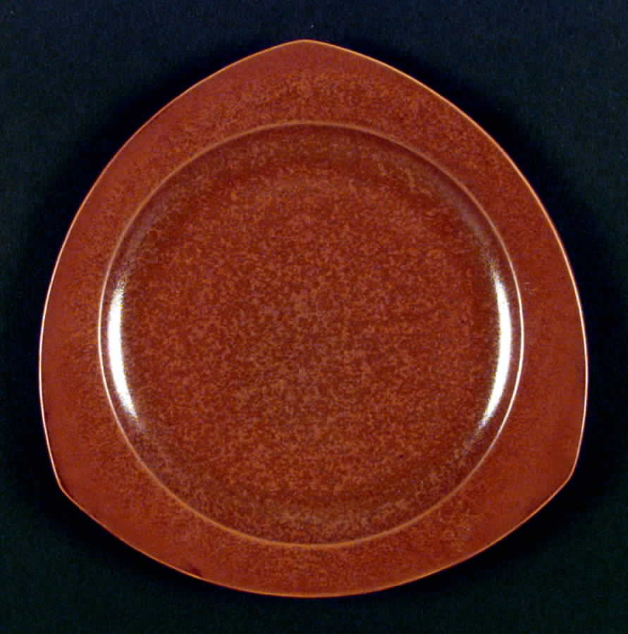 HLC1550 Dinner Plate by Homer Laughlin -1