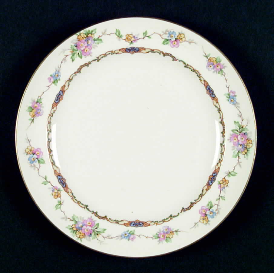 LFF1 Dinner Plate by Homer Laughlin -1