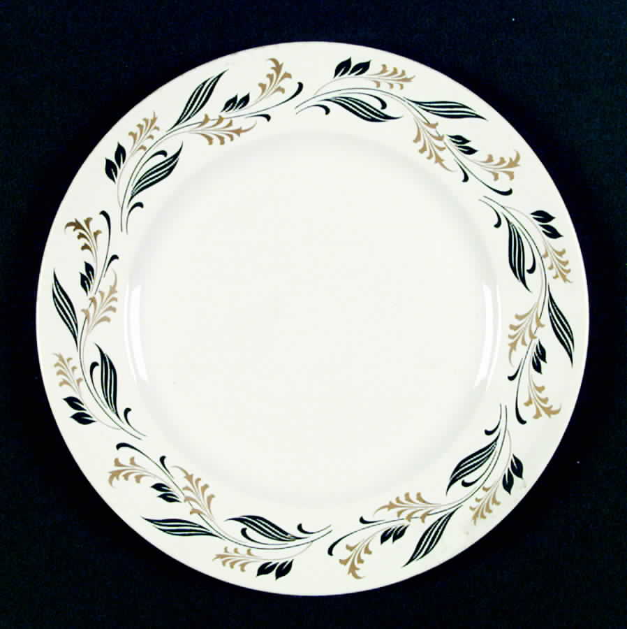 HLC1686 Dinner Plate by Homer Laughlin -1