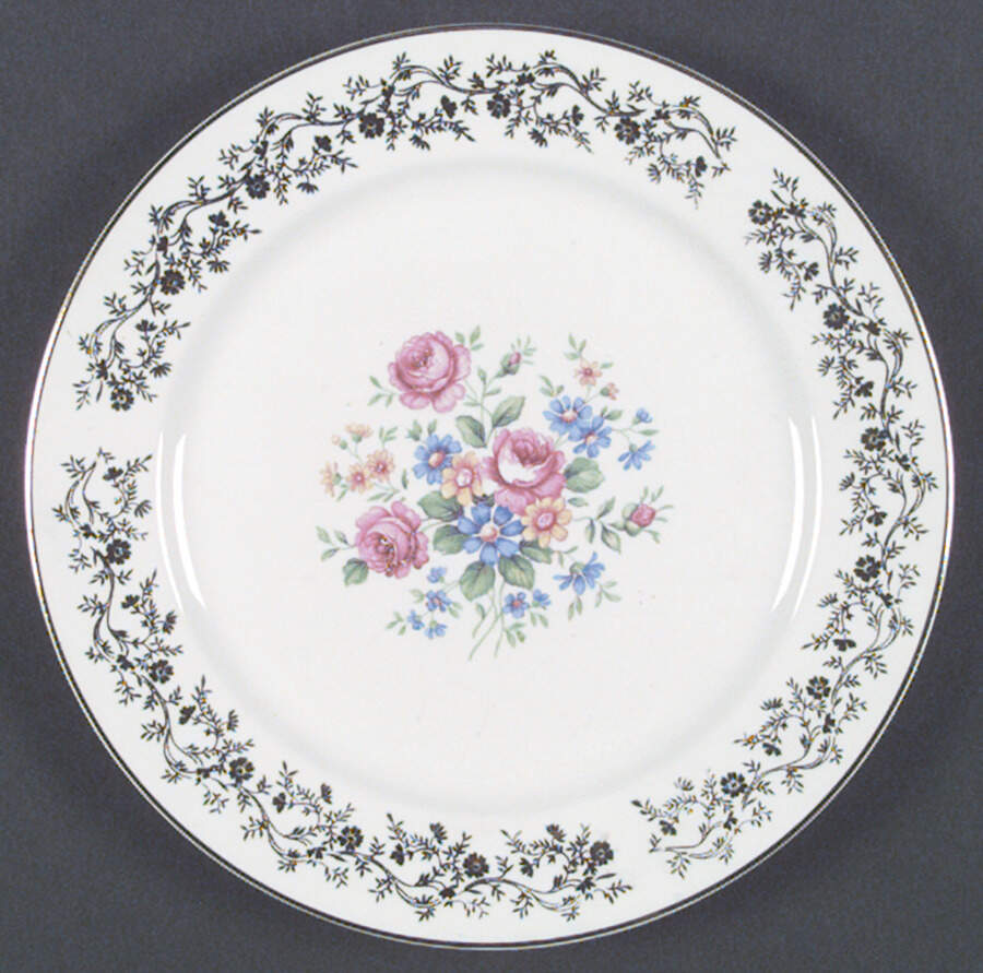 HLC1718 Dinner Plate by Homer Laughlin -1