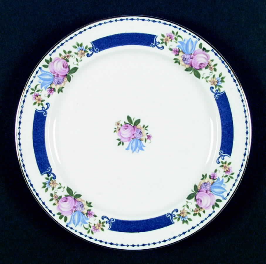 R3514a Dinner Plate by Homer Laughlin -1
