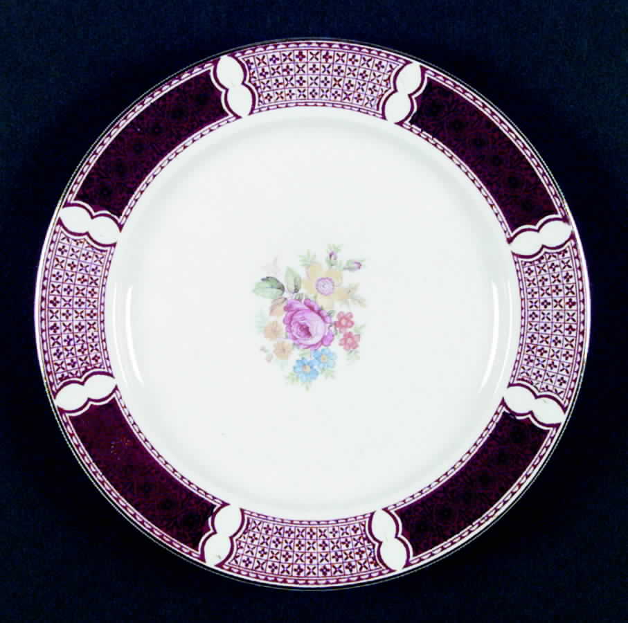 HLC1729 Dinner Plate by Homer Laughlin -1