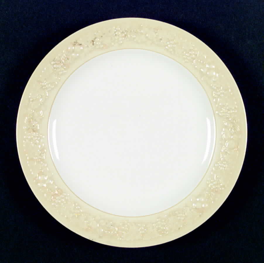 HLC1734 Dinner Plate by Homer Laughlin -1