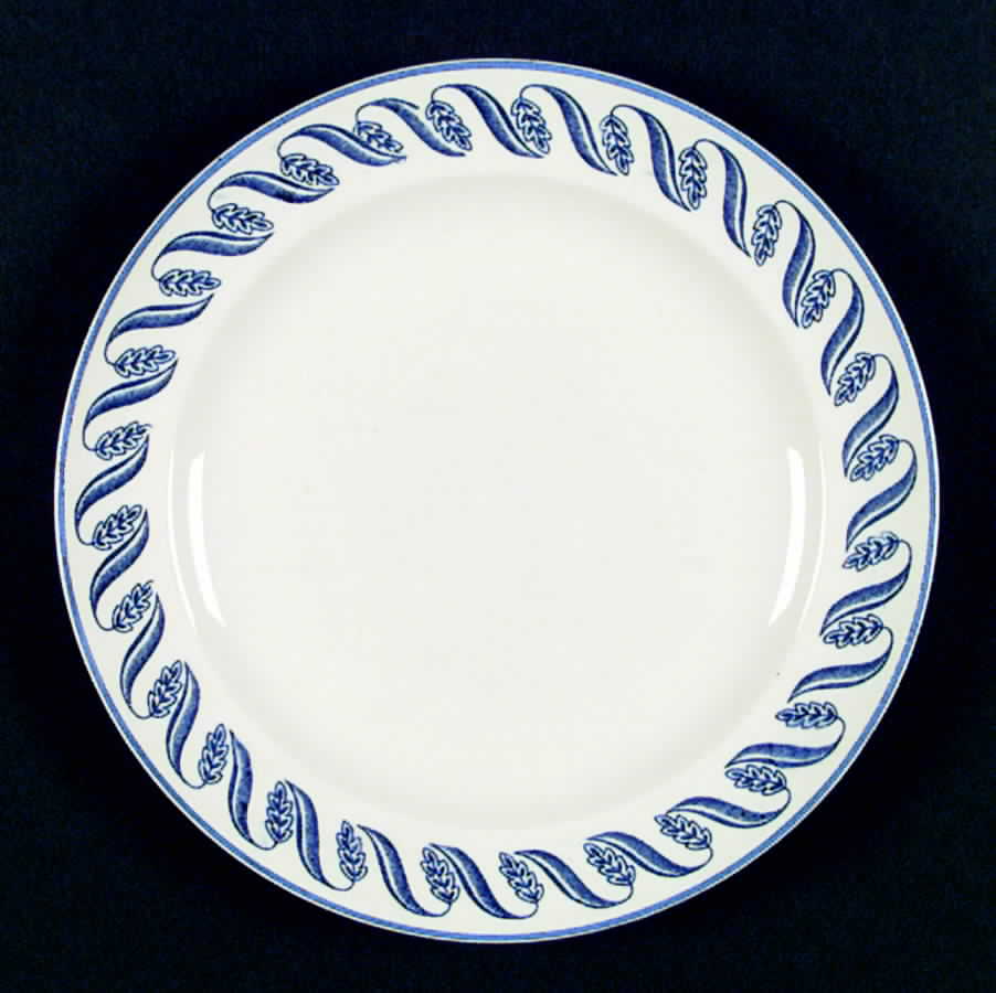 HLC1748 Dinner Plate by Homer Laughlin -1