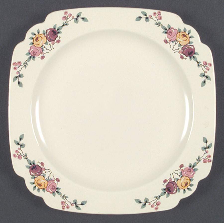 C101 Dinner Plate by Homer Laughlin -1
