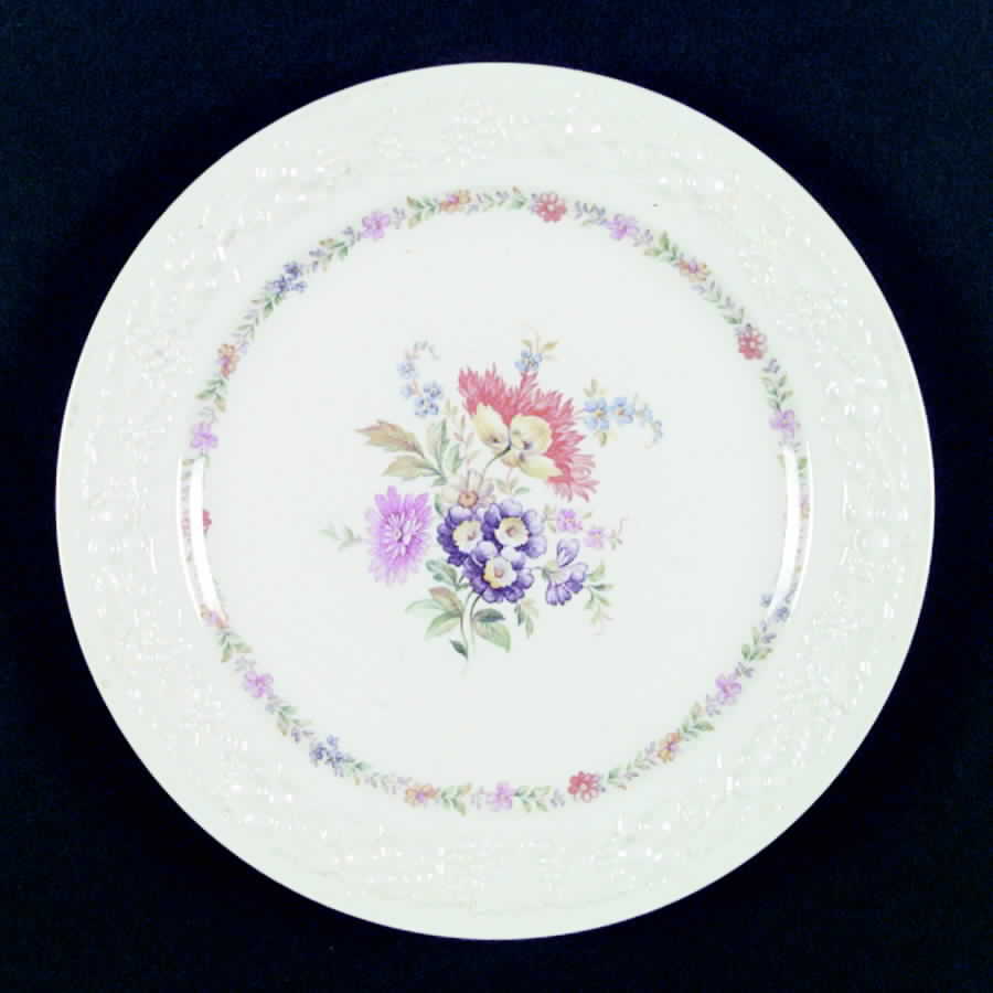 TH10 Dinner Plate by Homer Laughlin -1