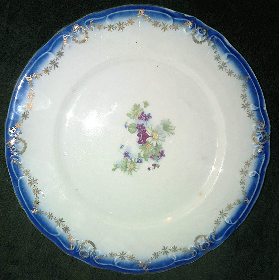 HRW4 Luncheon Plate by HR Wyllie-1