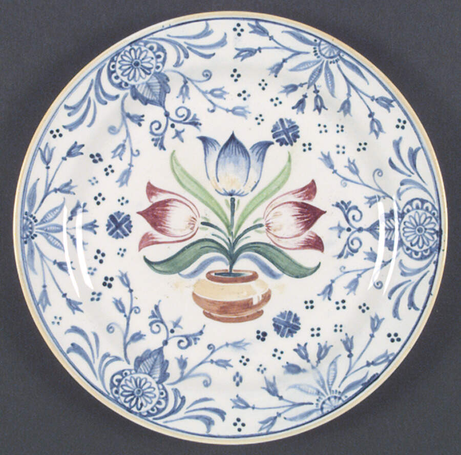 HLC1862 Dinner Plate by Homer Laughlin -1