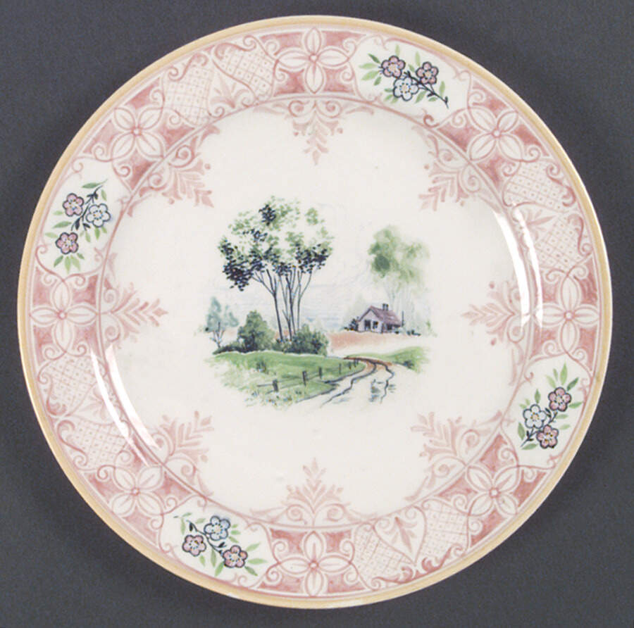 HLC1901 Dinner Plate by Homer Laughlin -1
