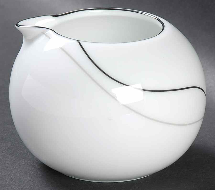 Threads Creamer by Daniel Hechter-1