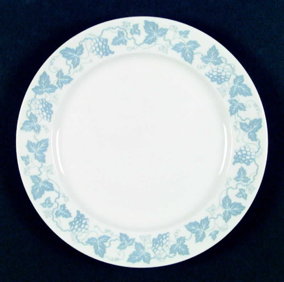 HLC1947 Dinner Plate by Homer Laughlin -1