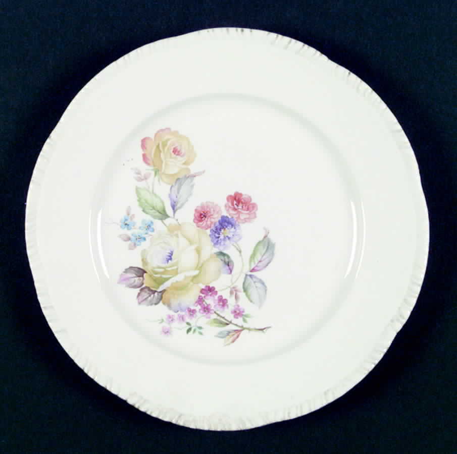 R3715a Dinner Plate by Homer Laughlin -1