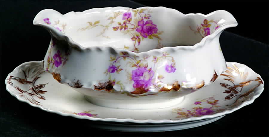 Schleiger 666a Gravy Boat with Attached Underplate by Haviland-1