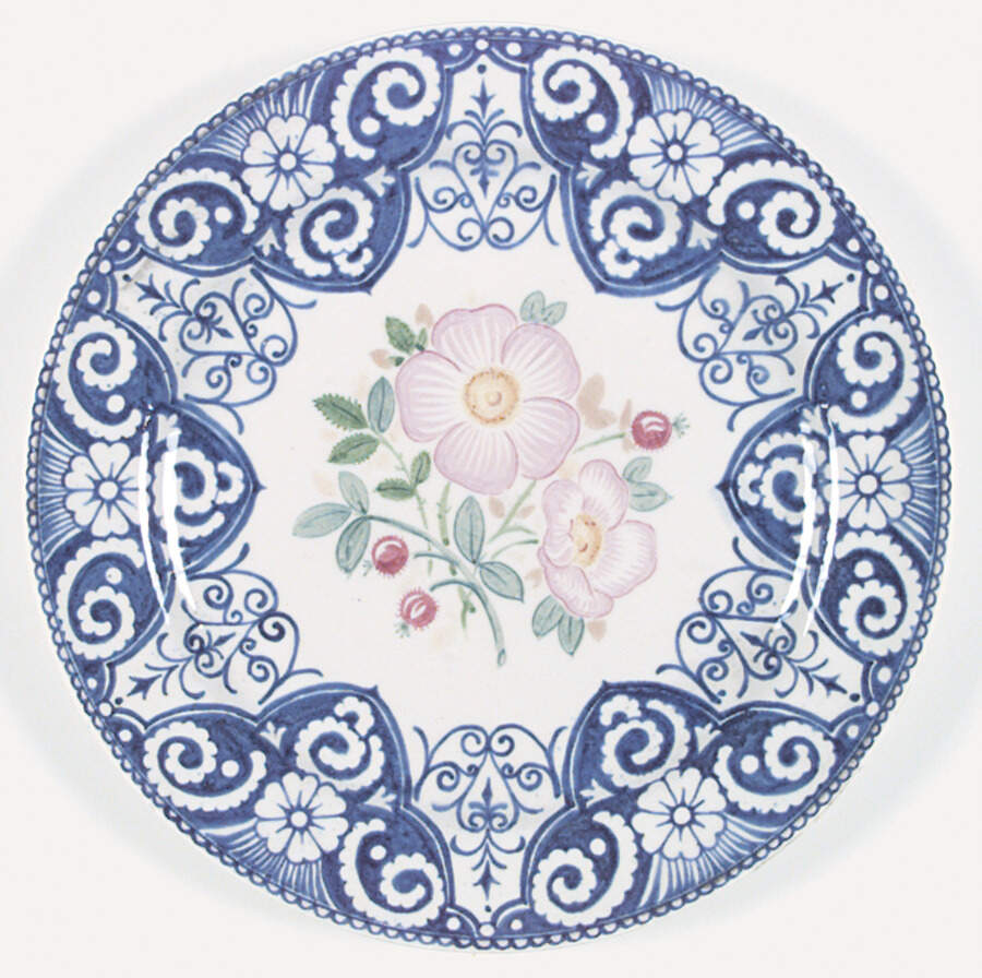 State Flower Series Dinner Plate by Homer Laughlin -1