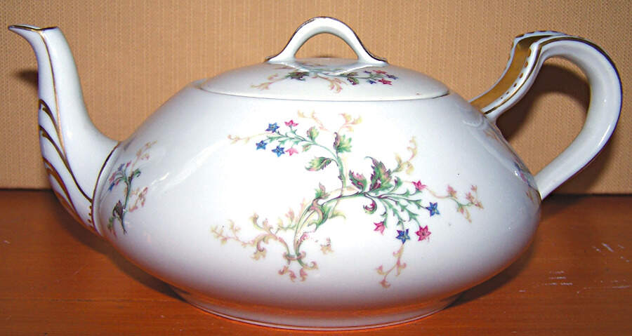 Schleiger 906a Teapot & Lid by Haviland-1
