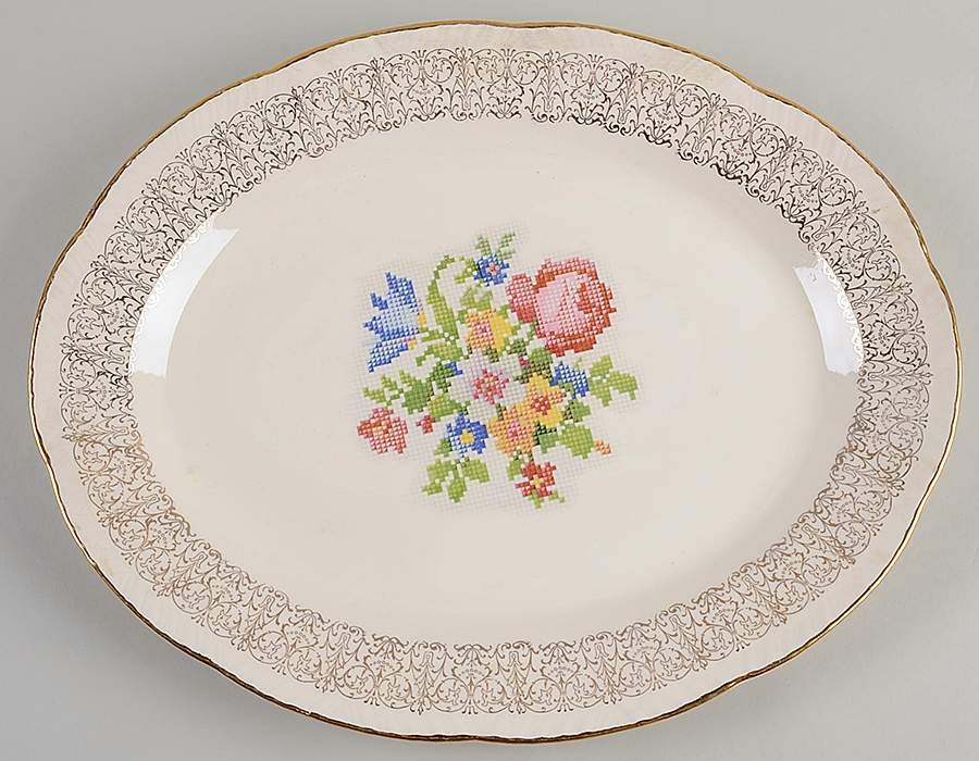 HLC2042 13" Oval Serving Platter by Homer Laughlin -1