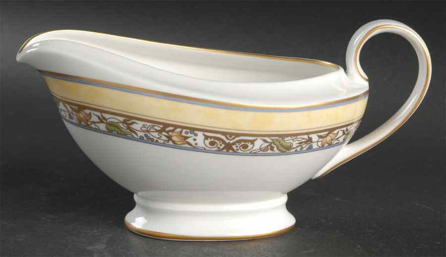 Villa Cannes Gravy Boat by Heinrich - H&C-1