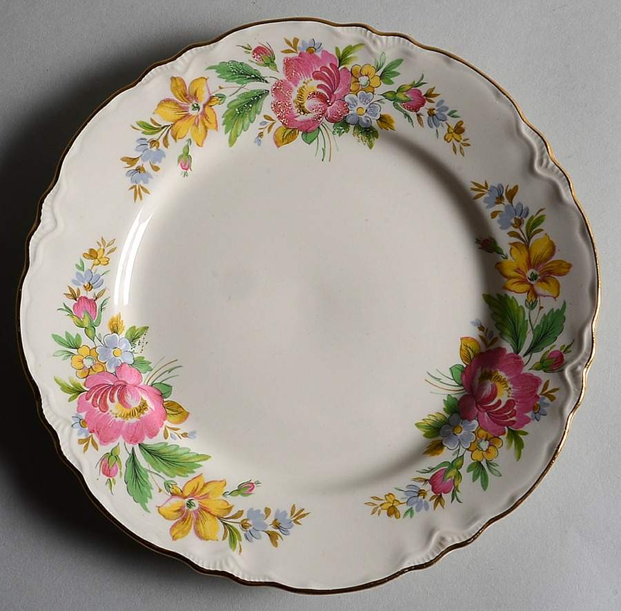Spring Wreath Salad Plate by Homer Laughlin -1