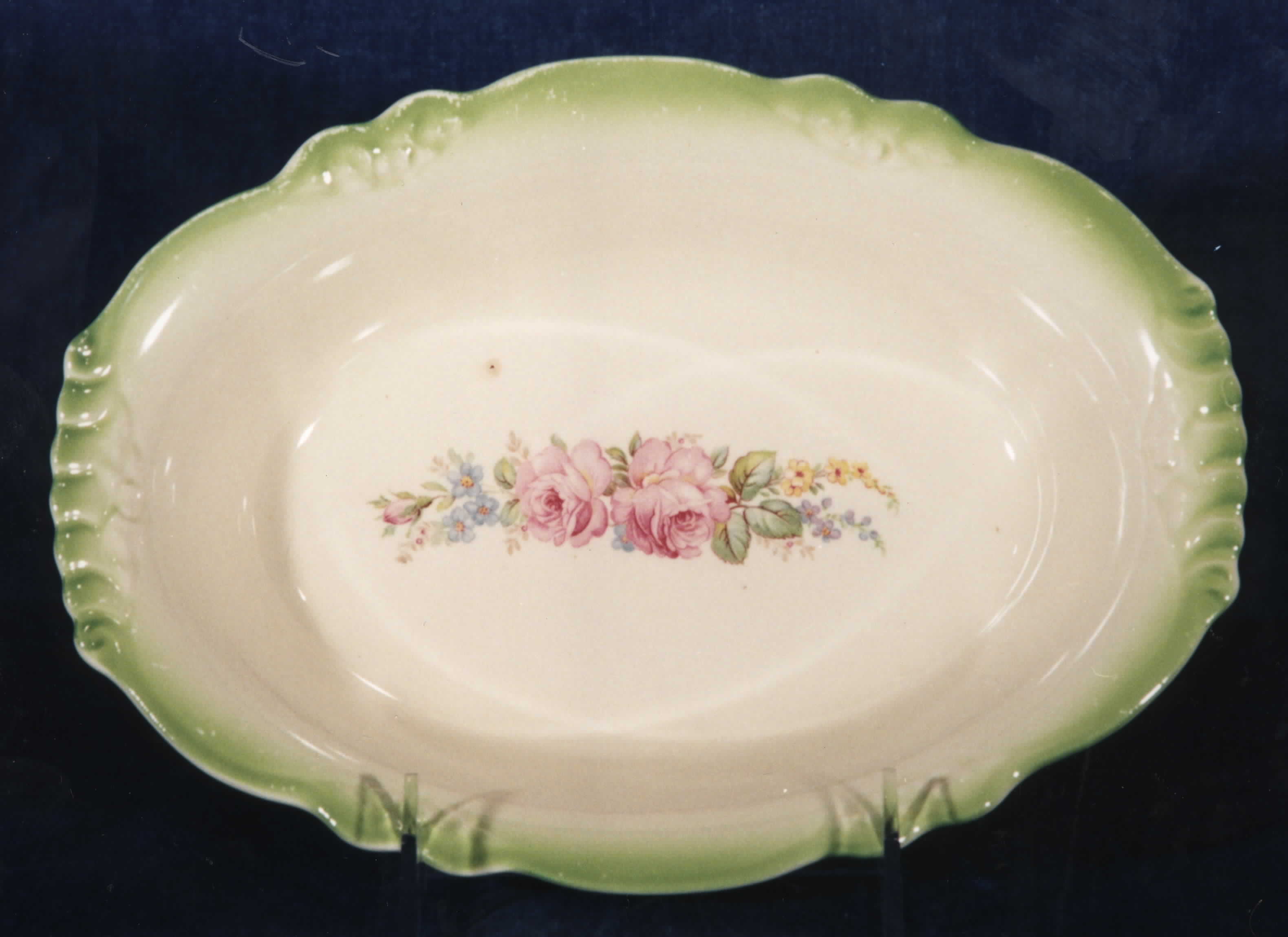 HLC3048 9" Oval Vegetable Bowl by Homer Laughlin -1