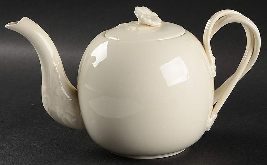 Creamware Solid Teapot & Lid by Hartley Greens-1