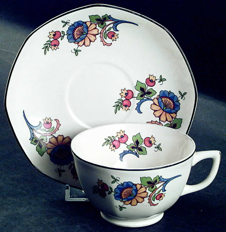 HLC1153 Footed Cup & Saucer Set by Homer Laughlin -1