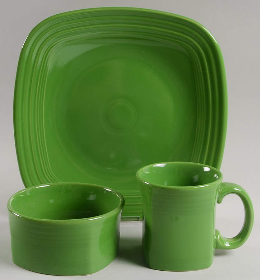Fiesta Shamrock Green (Intro 2003) 3 Piece Place Setting by Homer Laughlin -1