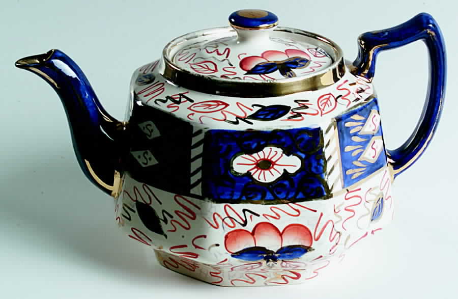 A1373 Teapot & Lid by HJ Wood-1