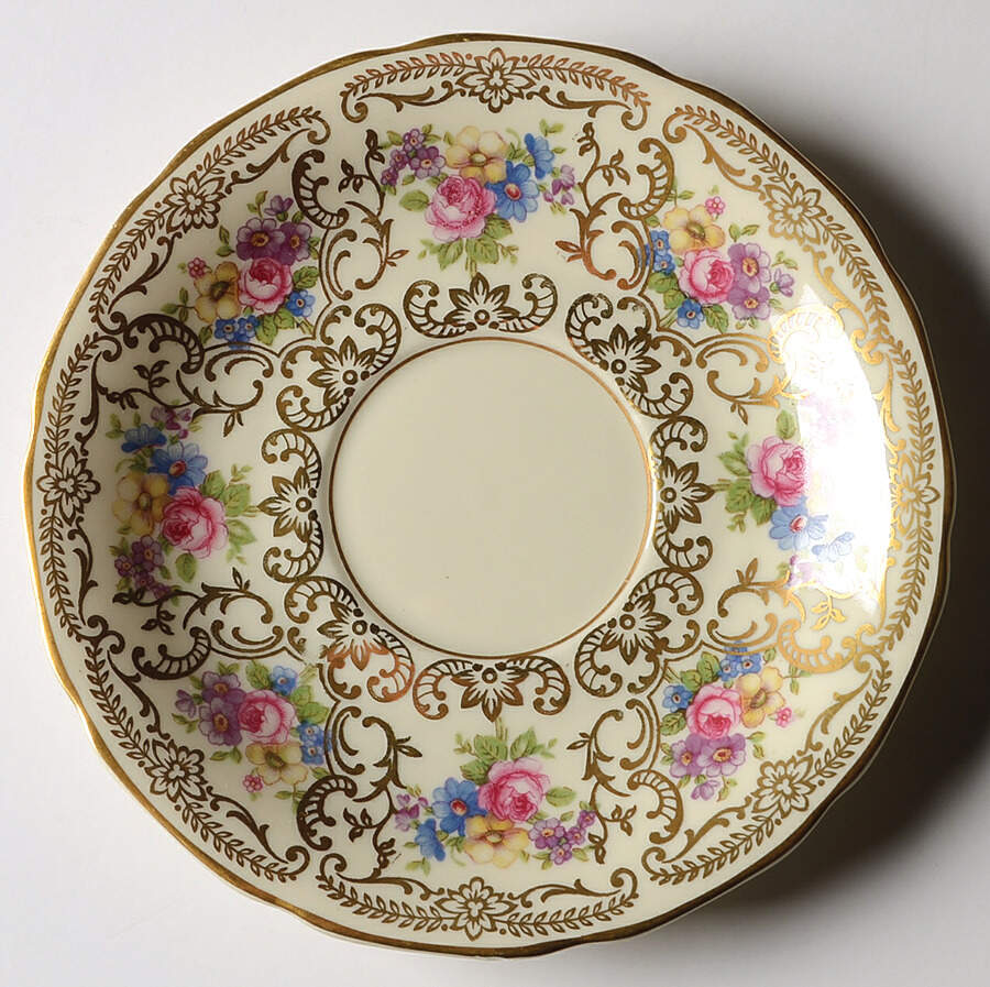 9501 Saucer by Heinrich - H&C-1