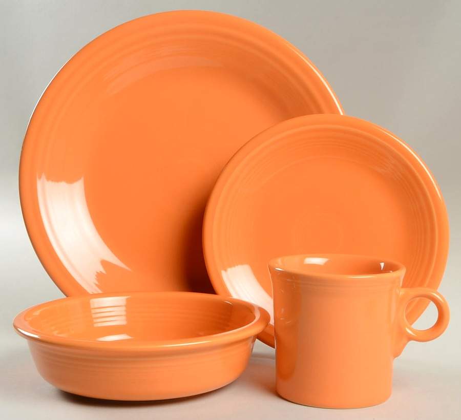 Fiesta Tangerine (Intro 2003) 32 Piece Estate Set by Homer Laughlin -1