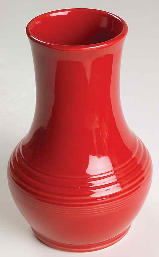 Fiesta Scarlet (Intro 2004) Royalty Vase by Homer Laughlin -1