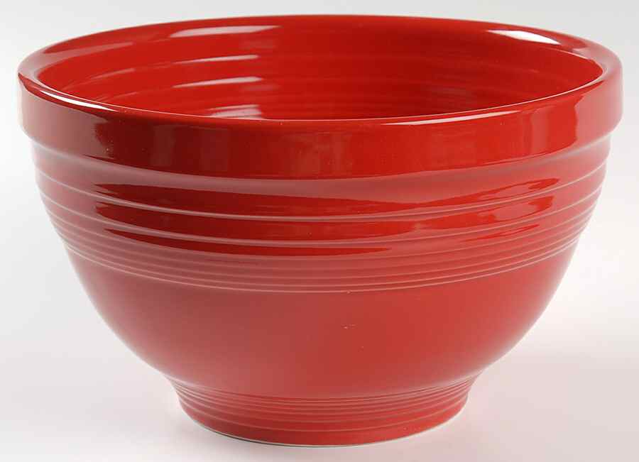 Fiesta Scarlet (Intro 2004) 8" Baking Bowl by Homer Laughlin -1