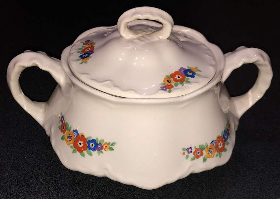 HLC2411 Sugar Bowl & Lid by Homer Laughlin -1
