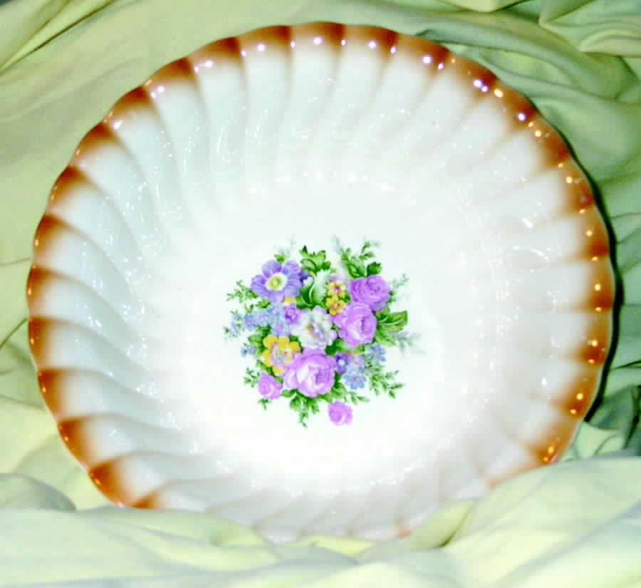 HLC3517 9" Round Vegetable Bowl by Homer Laughlin -1