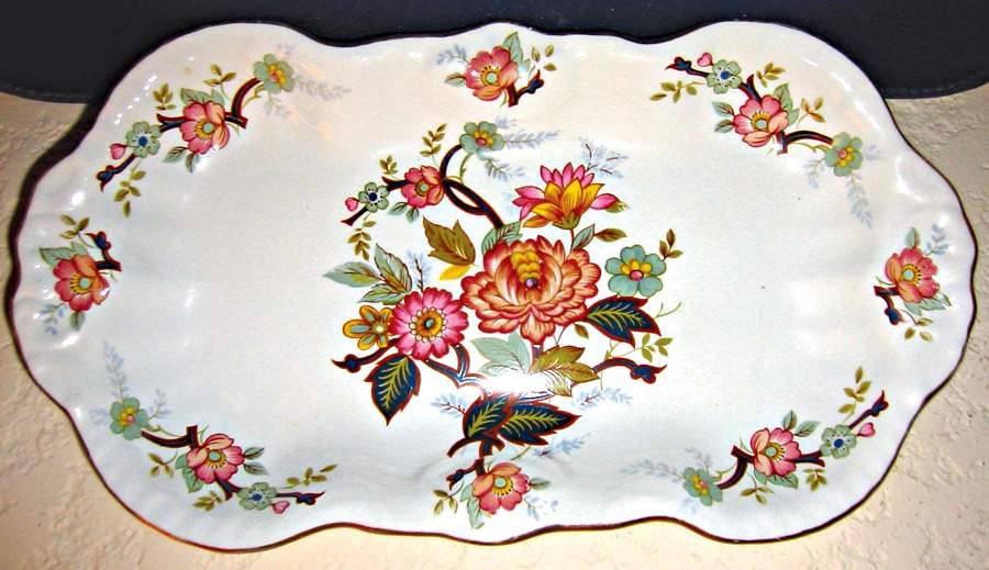 HAY18 11" Sandwich Tray by H Aynsley & Co-1