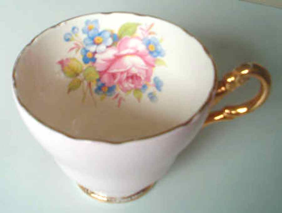 HRB1 Footed Cup by Harrowby-1