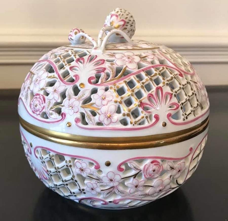 Boxes Open Work Ball-Pink - No Box by Herend-1