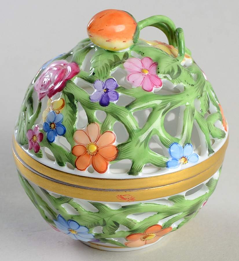 Giftware 3" Round Box & Lid by Herend-1