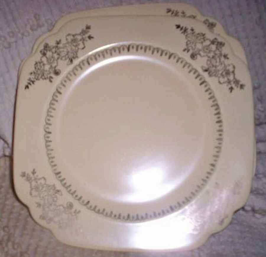 HLC2598 Dinner Plate by Homer Laughlin -1