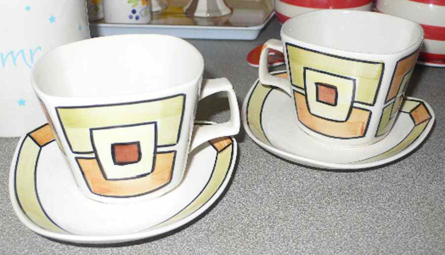 HFY1 Flat Cup & Saucer Set by Chefo Art Company-1