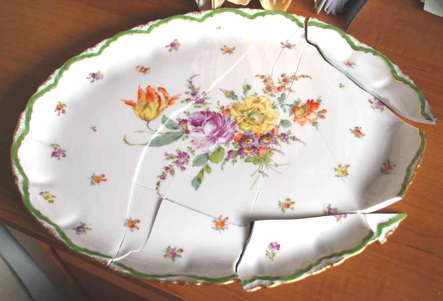 H2C1 12" Oval Serving Platter by Heufel & Company-1