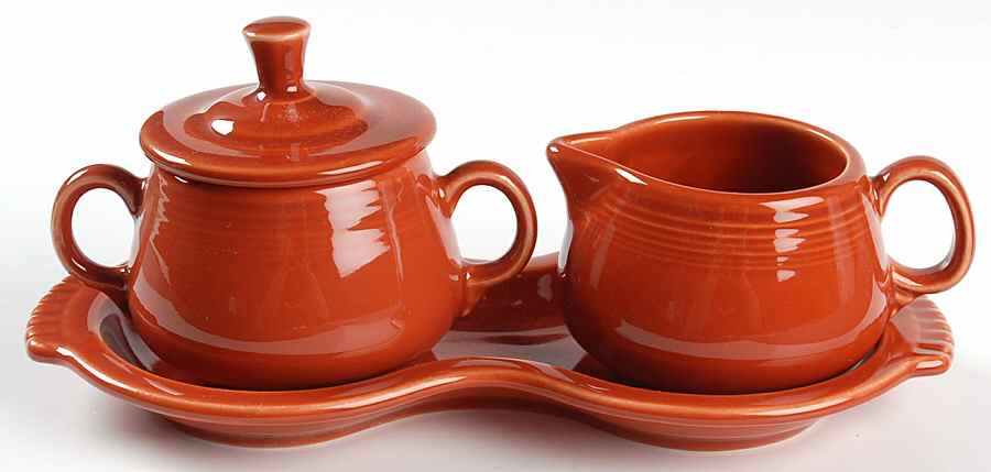 Fiesta Paprika (Intro 2010) Creamer & Sugar with Lid & Tray Set by Homer Laughlin -1
