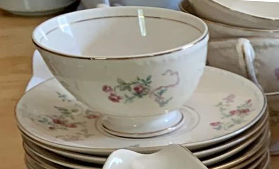 HLC3839 Footed Cup & Saucer Set by Homer Laughlin -1