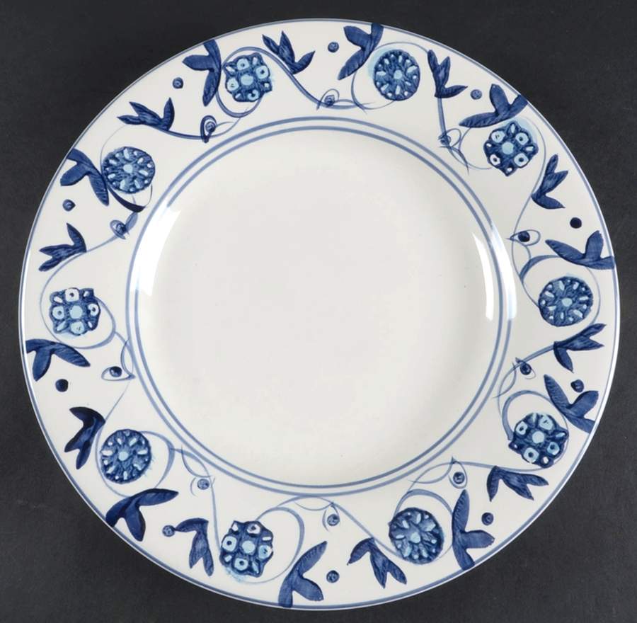 Annalise Dinner Plate by Hd Designs-1