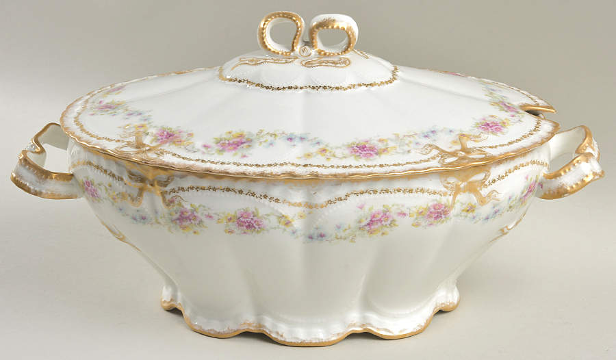 Schleiger 1058-7 Oval Tureen & Lid by Haviland-1