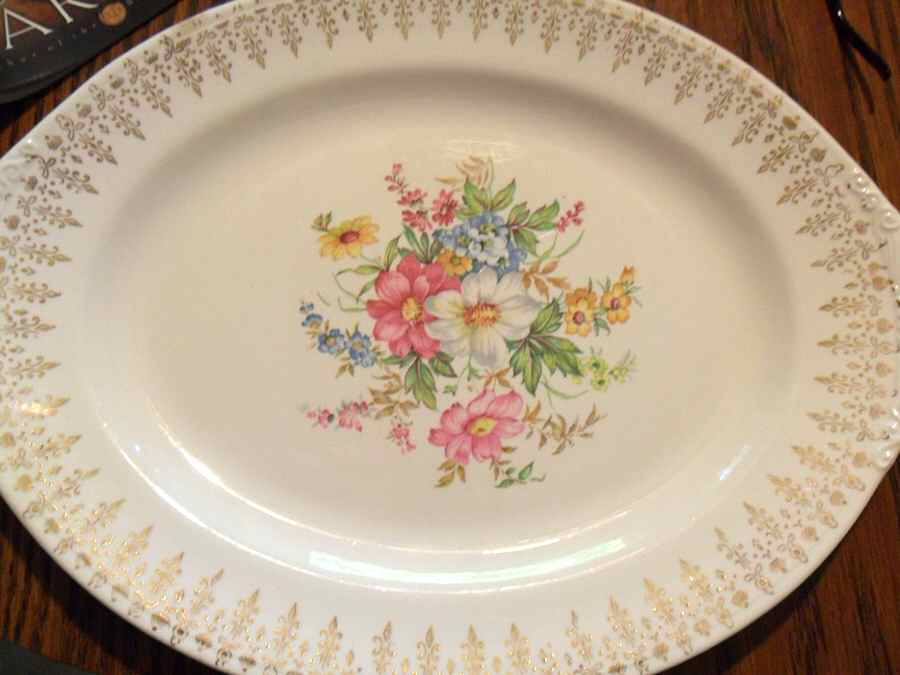 HLC2647 13" Oval Serving Platter by Homer Laughlin -1
