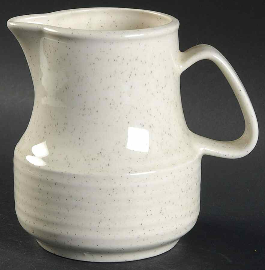 HLC3906 Creamer by Homer Laughlin -1