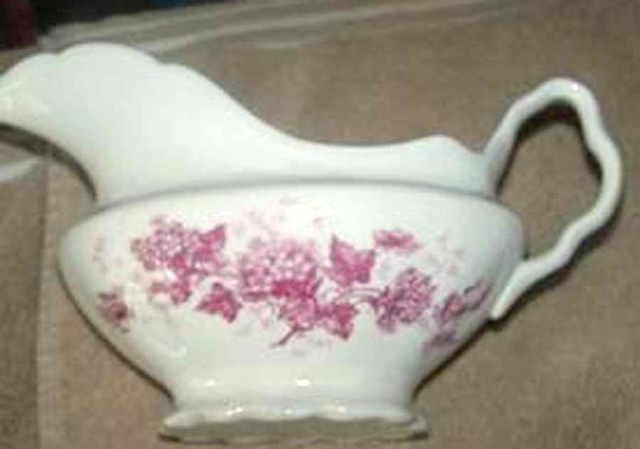HLC3912 Gravy Boat by Homer Laughlin -1